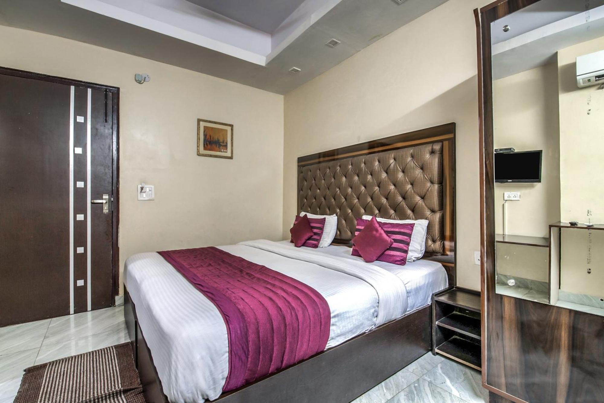 Hotel O Crosswinds Residency Indirapuram المظهر الخارجي الصورة