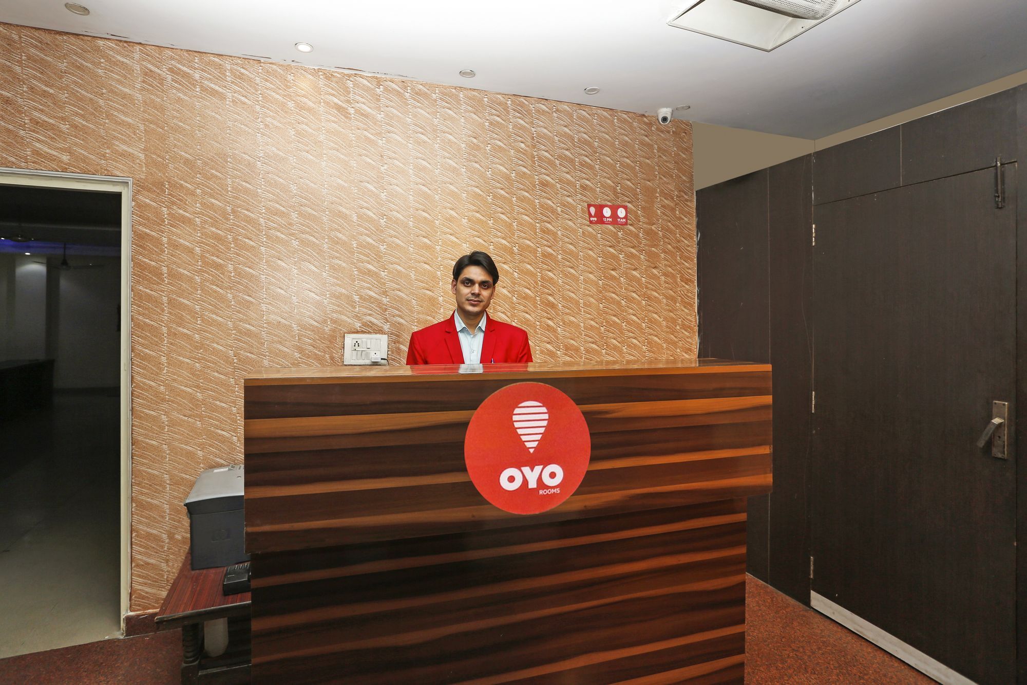 Hotel O Crosswinds Residency Indirapuram المظهر الخارجي الصورة